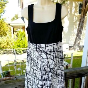 Kim Rogers Sun Dress Classy Black & White Zipper In Back EUC
